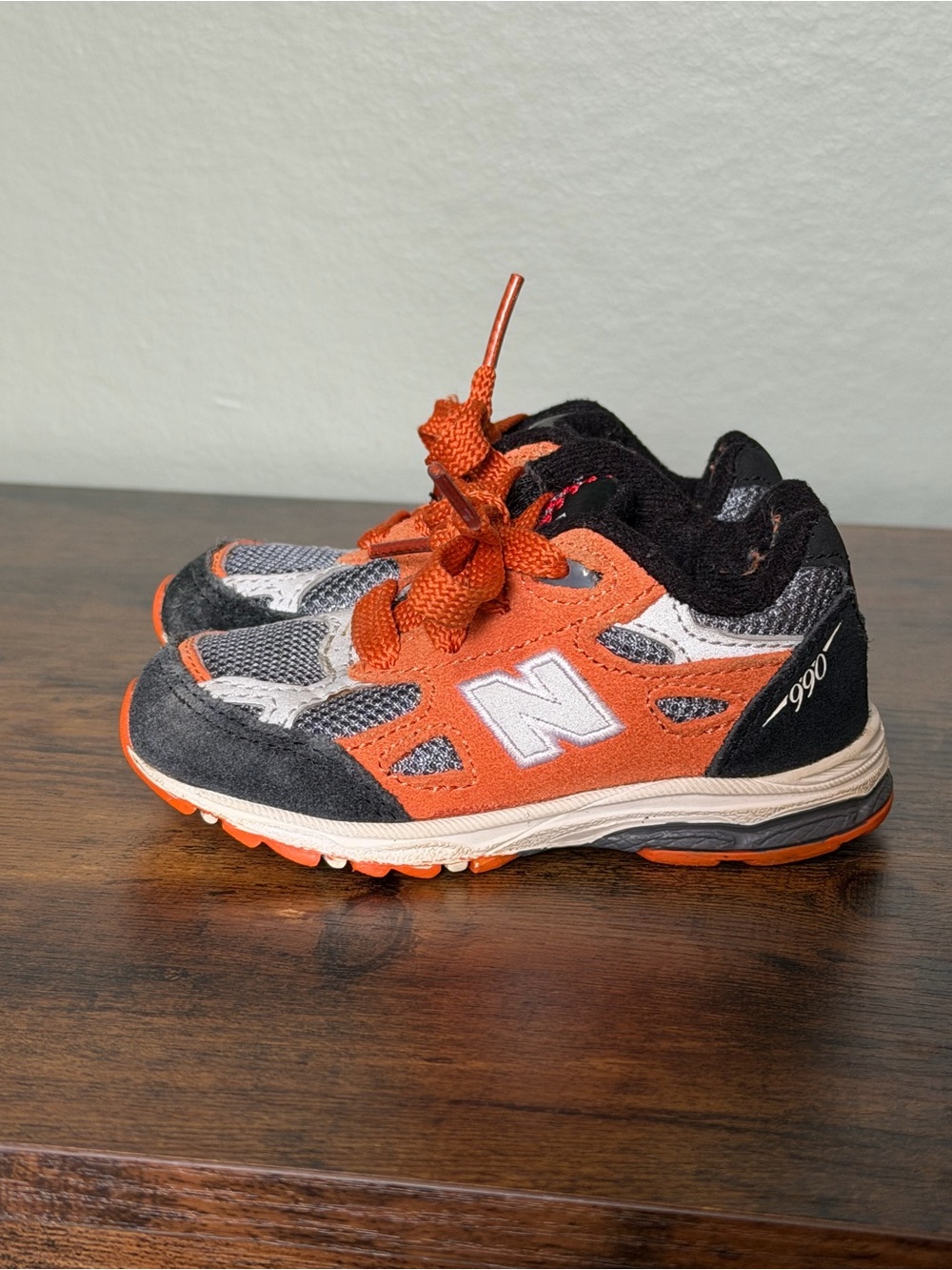 New Balance Toddler Orange & Gray 990 Sneakers